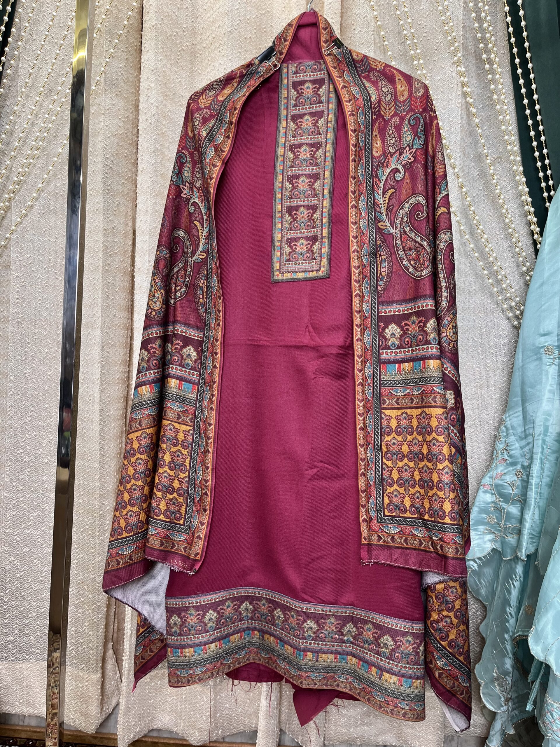 Winter Perfect Pashmina Suit W024-1 - Image 2