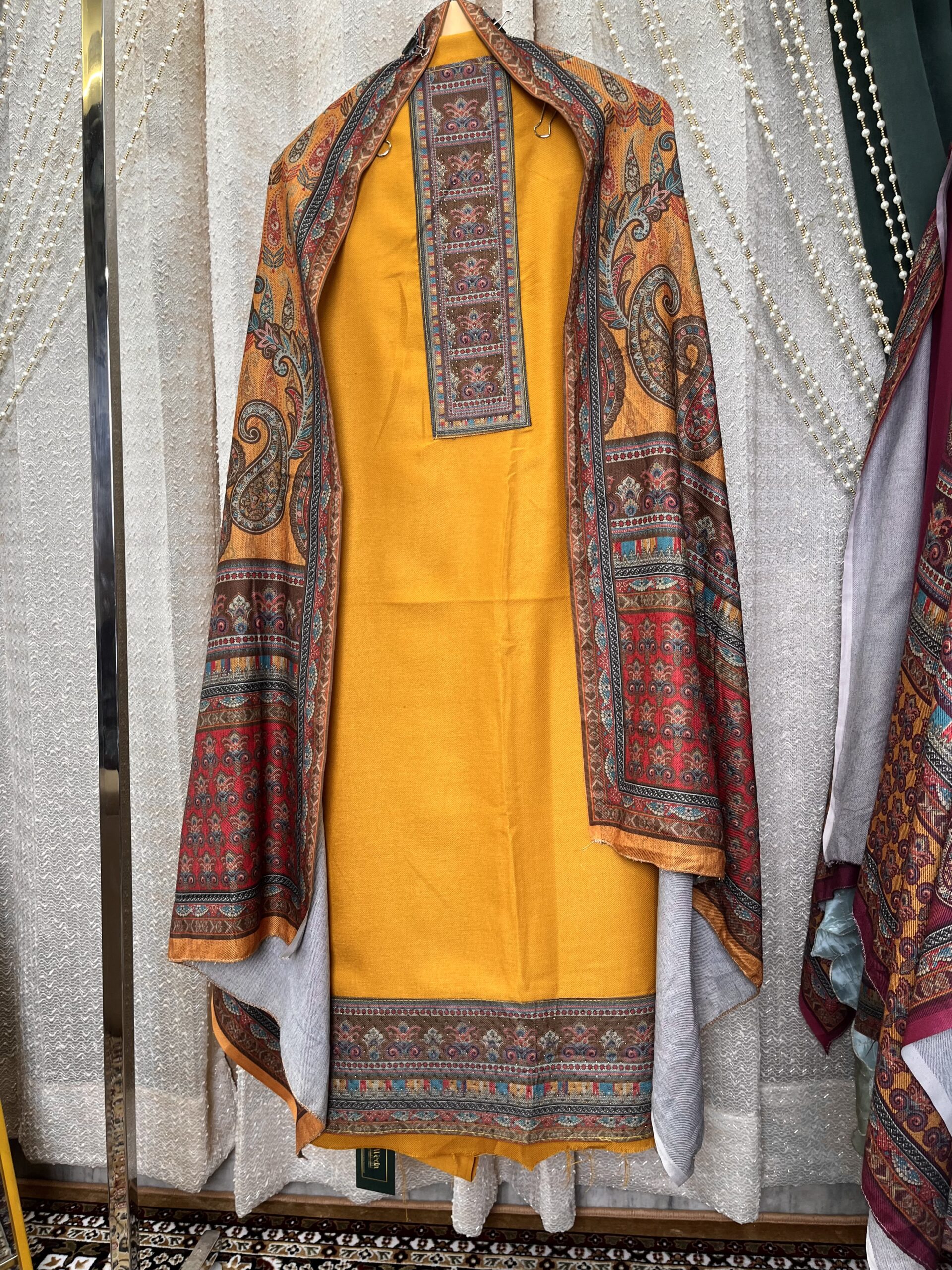 Perfect Pashmina W024 2