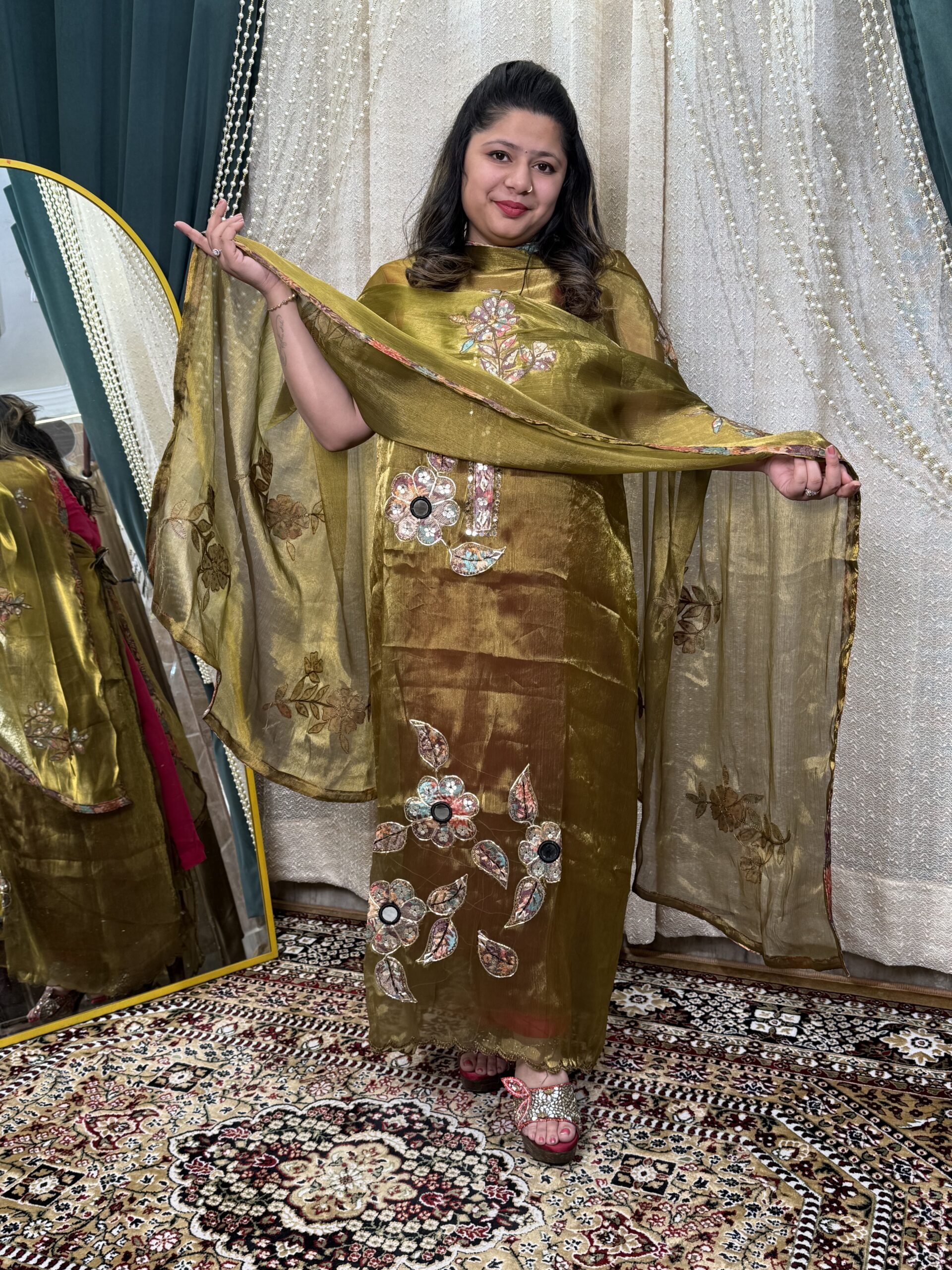 Green Glass Chinon W001 1