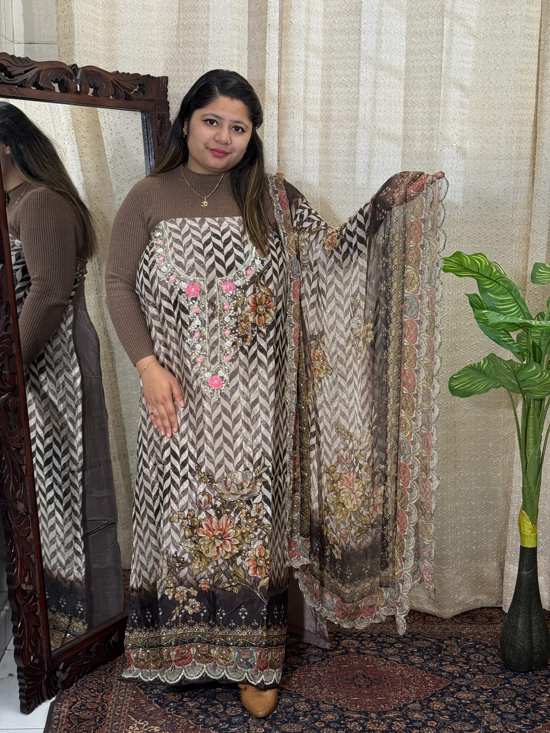 Pure Glass Fabric Partywear Suit