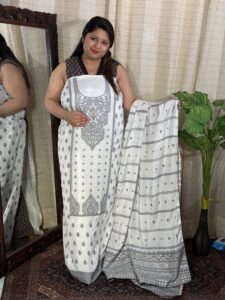 Pure Crêpe Grey Beauty W053