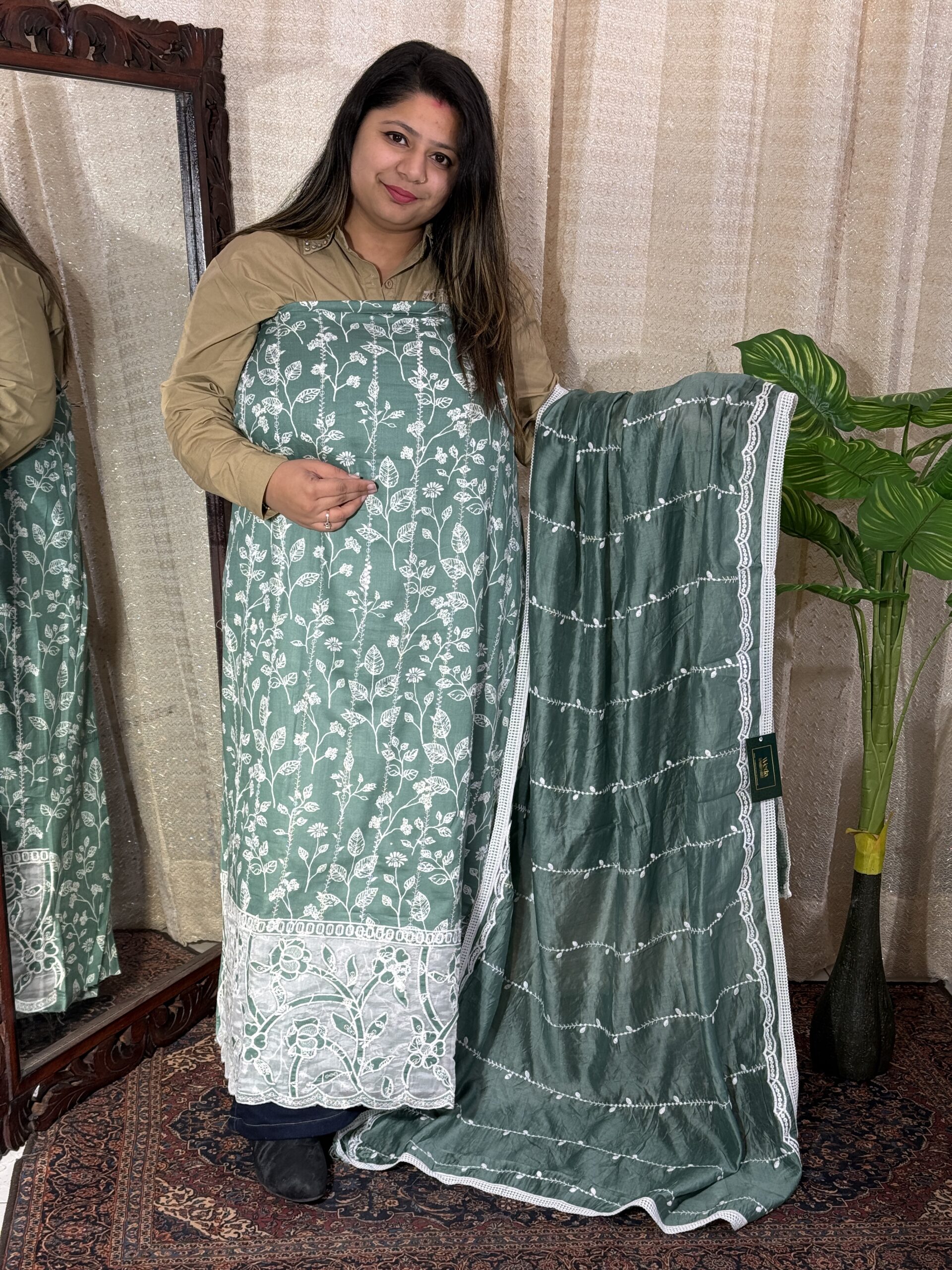 Sea-Green Chikankari Glace Cotton Suit - Image 5