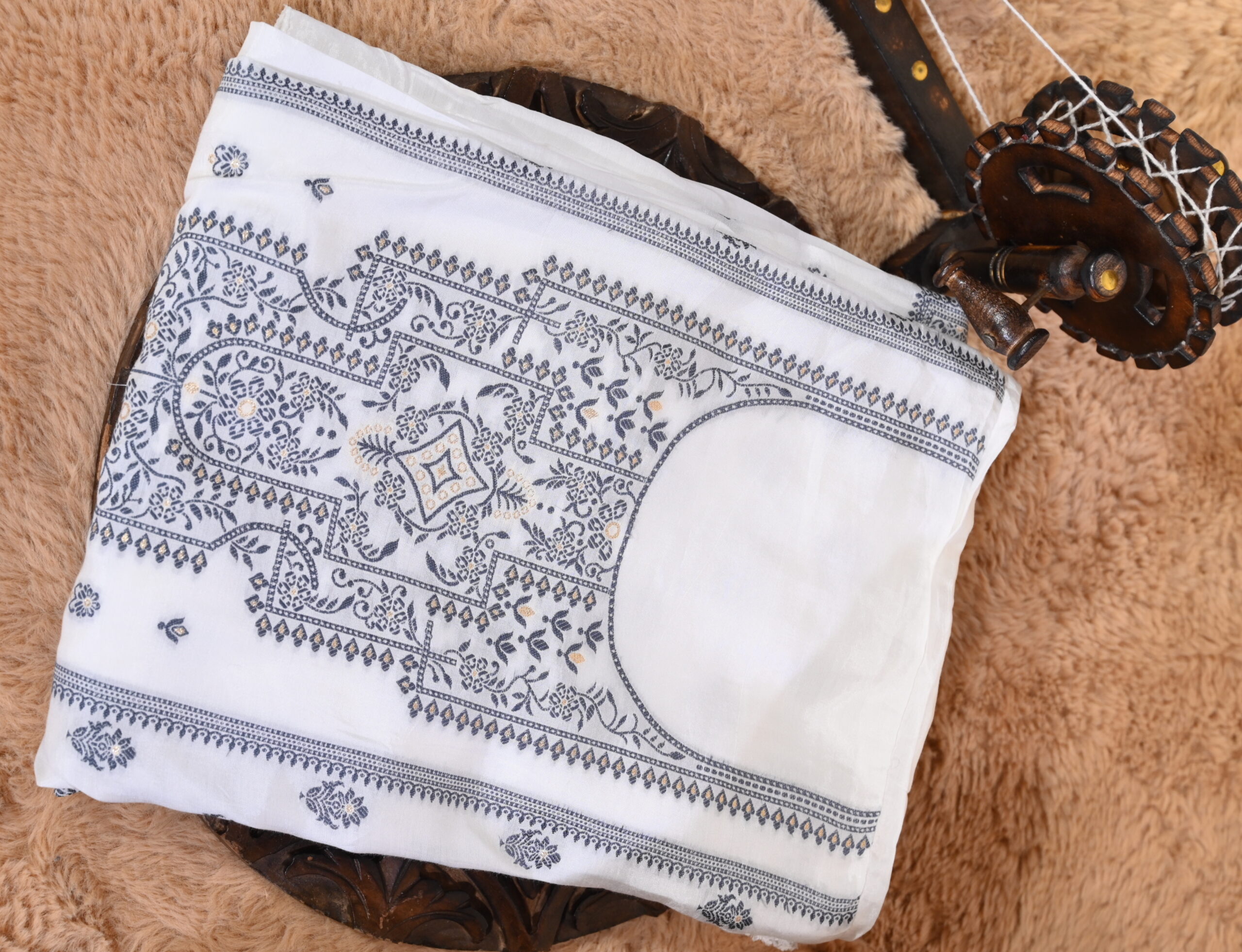 Pure Crêpe Grey Beauty W053 - Image 3