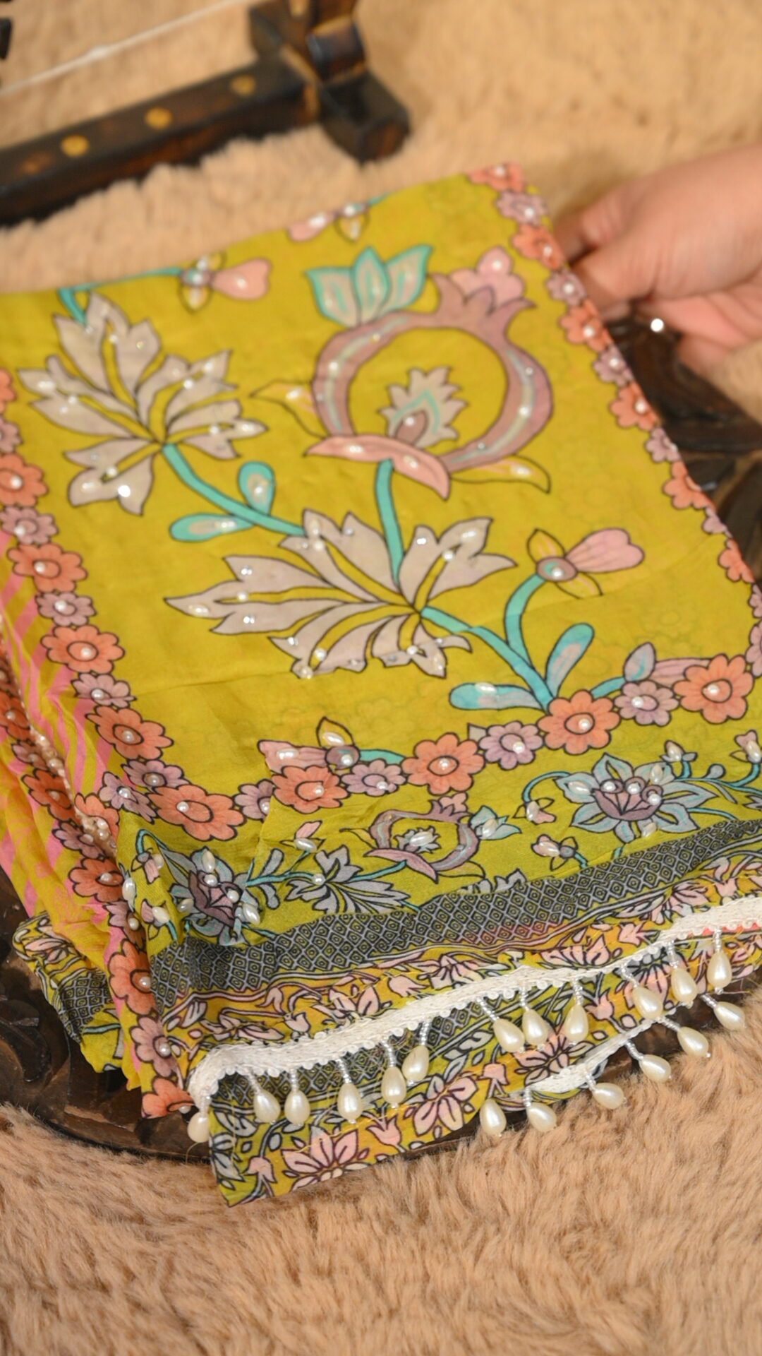 Pure Organza Floral Beauty - Image 5