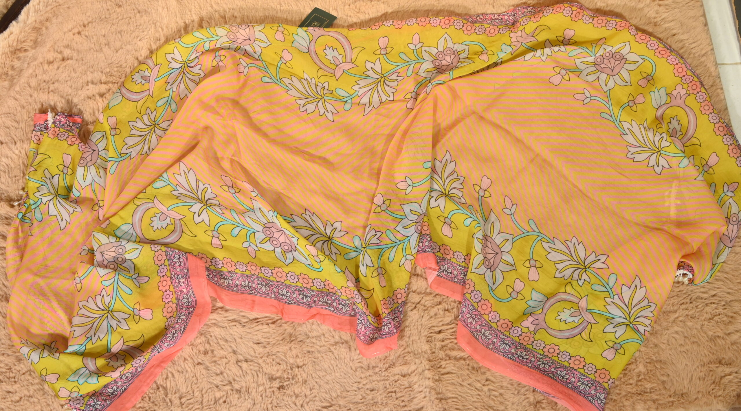 Pure Organza Floral Beauty - Image 2